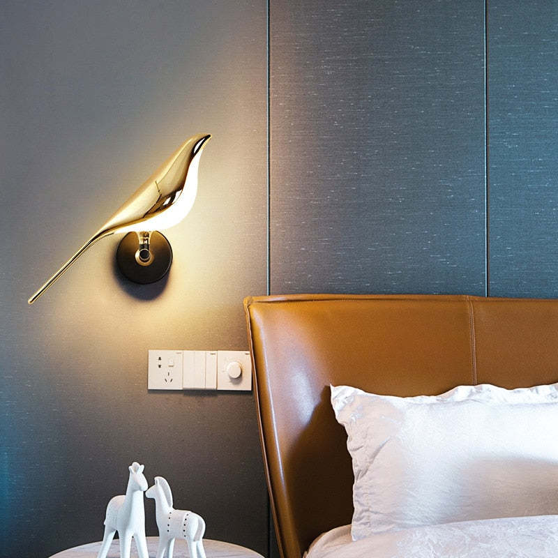 Arisha Decorativo Pájaro Metal/Acrílico LED Aplique de Pared Dorada