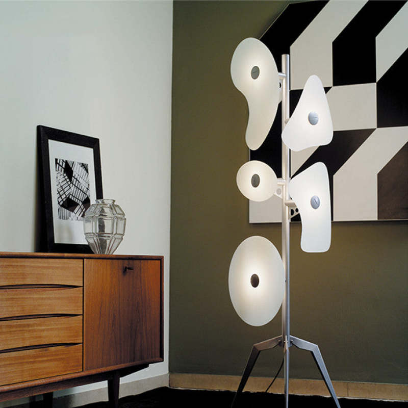 Mira Modern Geométrico Metal LED Lámpara de Pie Blanca