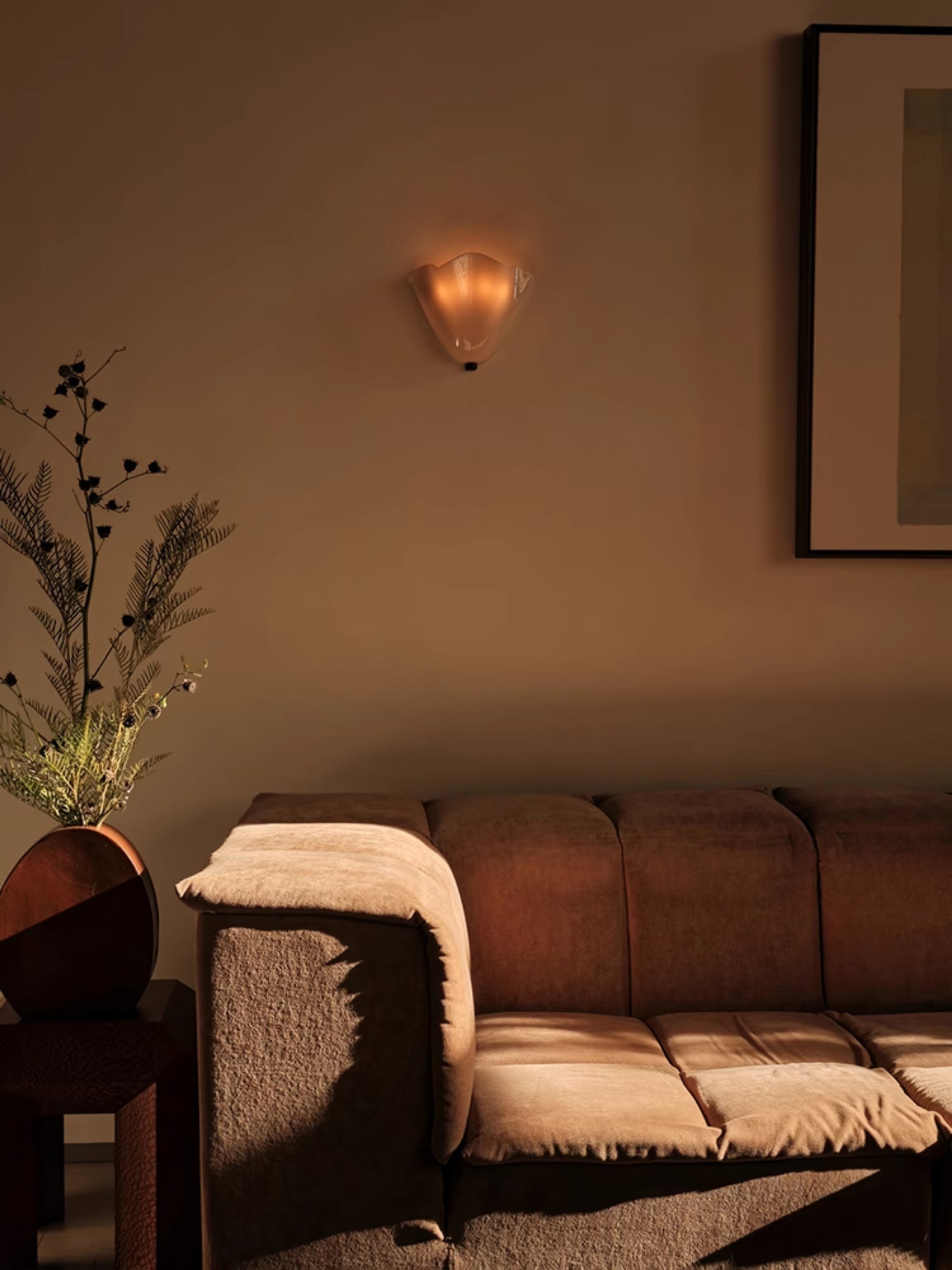Petalia Wall Light - Letslighting