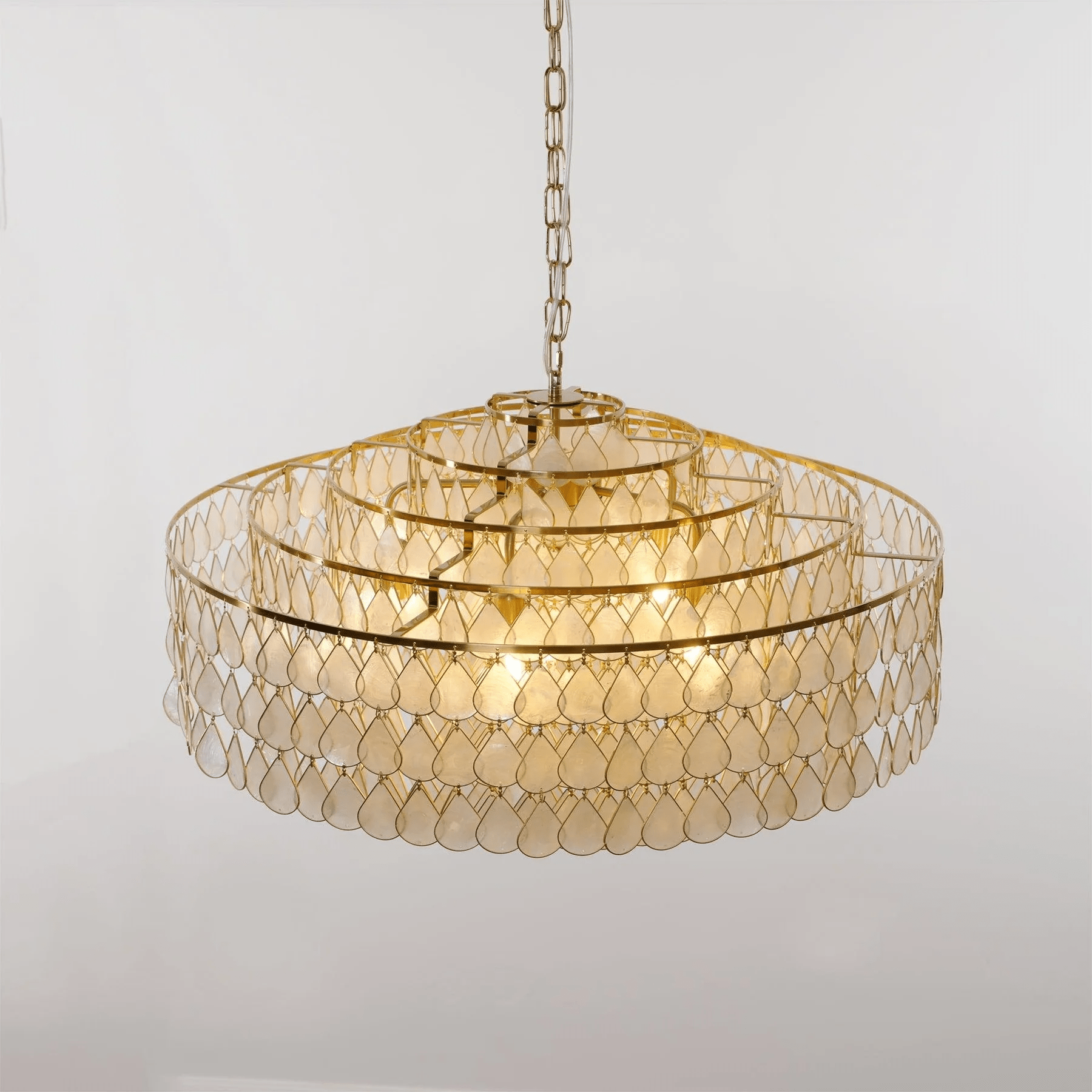 Teardrops Shell Chandelier - Letslighting