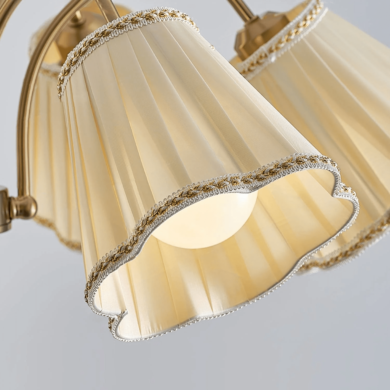 Bellora Bloom Chandelier - Letslighting