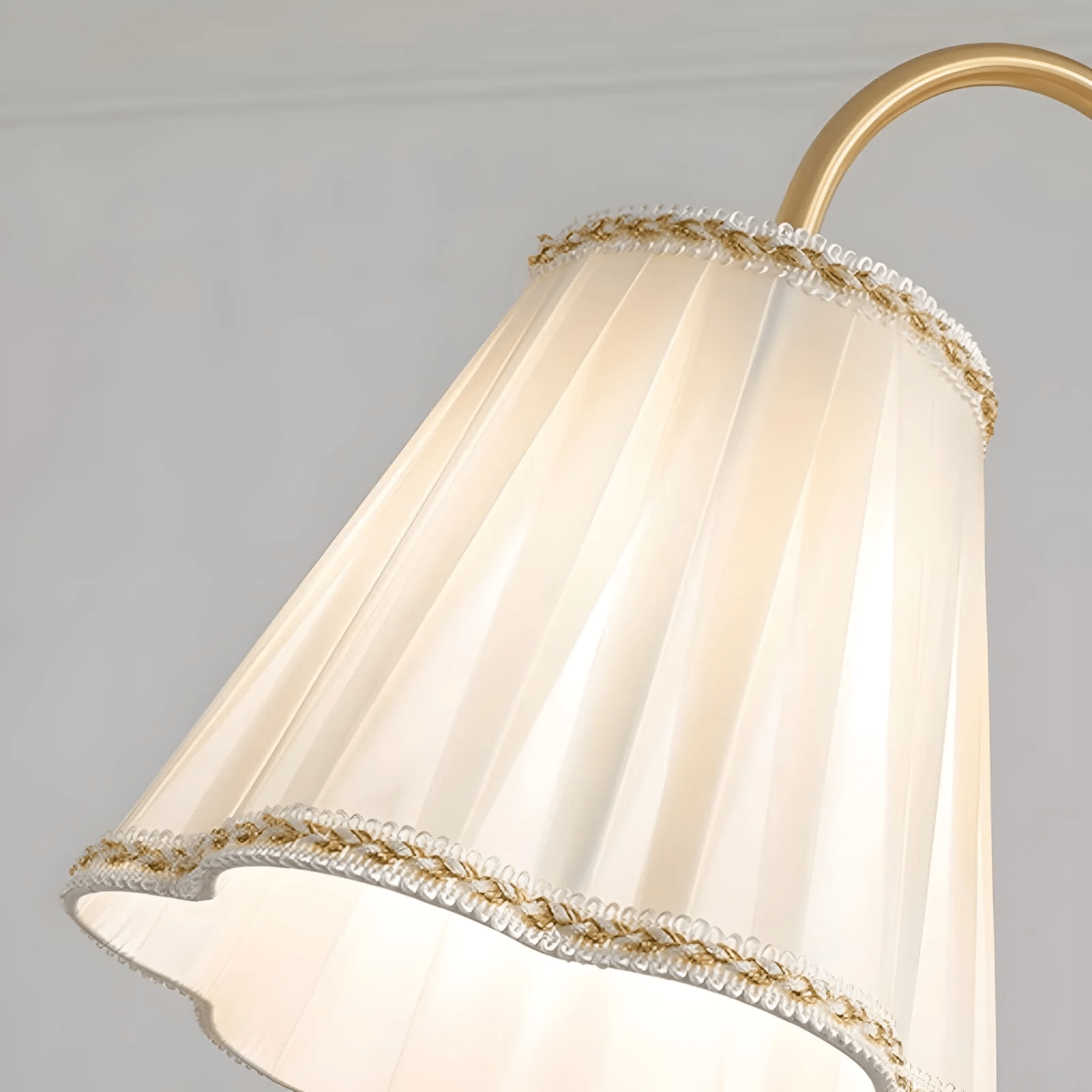 Bellora Bloom Chandelier - Letslighting