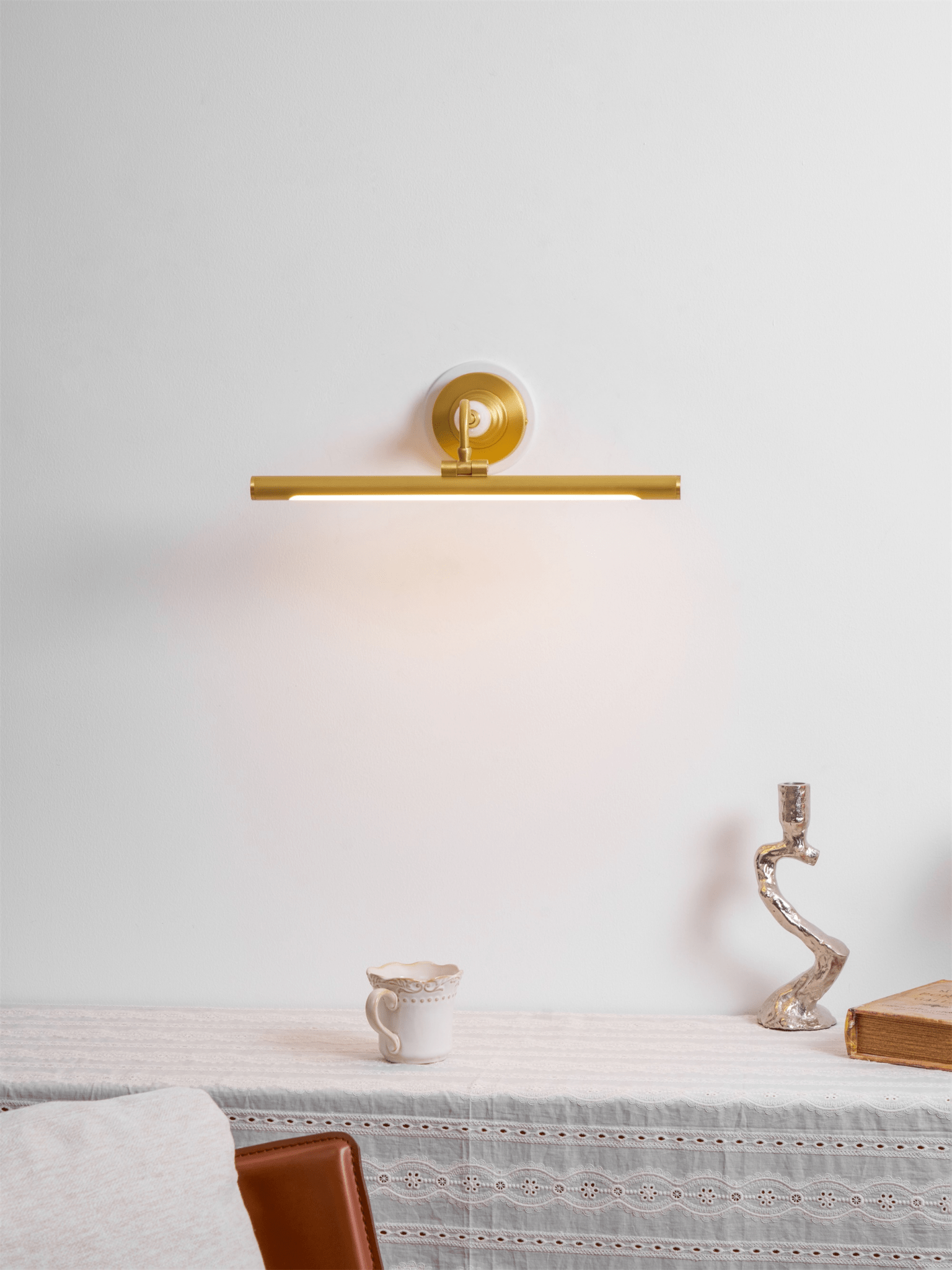 Archer Art Linear Wall Light - Letslighting