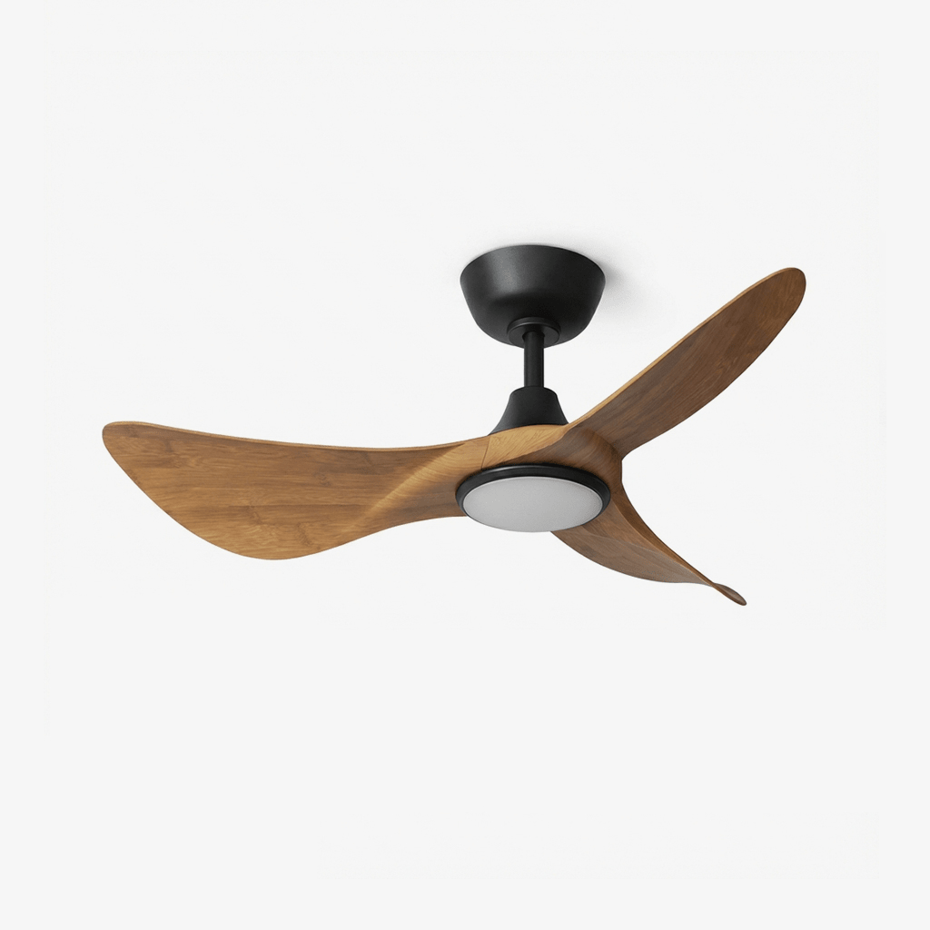 Ventilador de Techo con Luz Finn de Madera Esculpida en Nogal