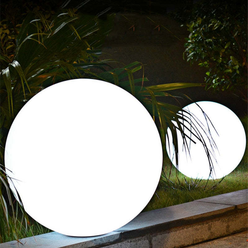Mira Moderna Esfera Acrílico Luz Exterior Lámpara de Pie Blanca