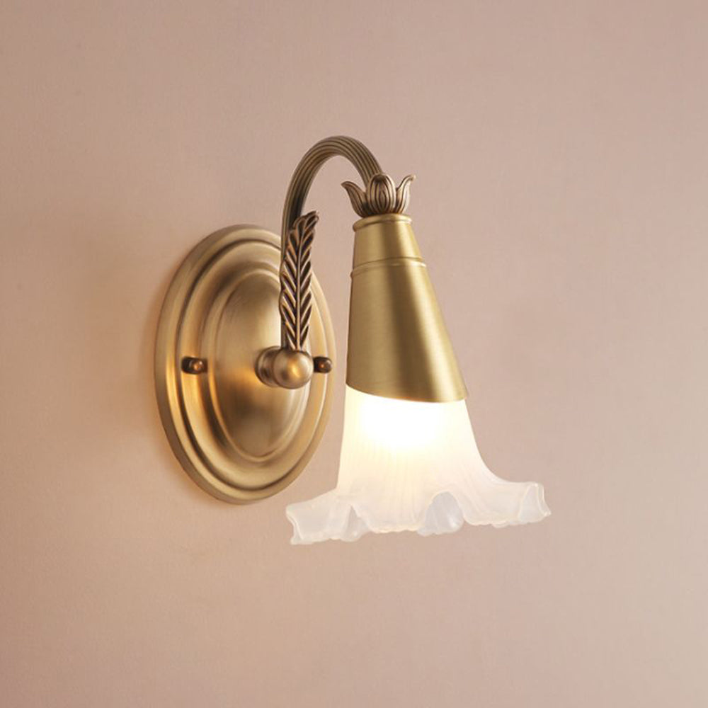 Ray Vintage Lily Flor Metal LED Aplique de Pared Dorado
