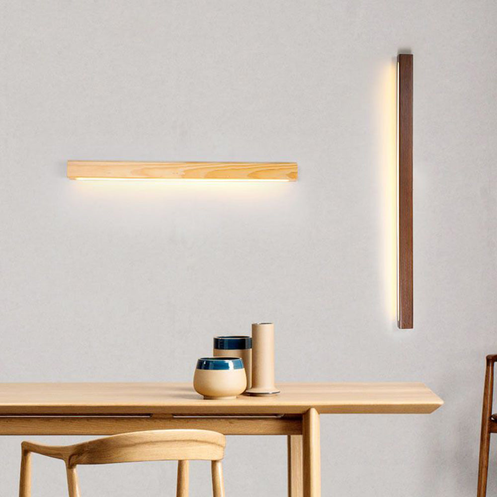 Muto Lámpara de Pared Lineal de Madera