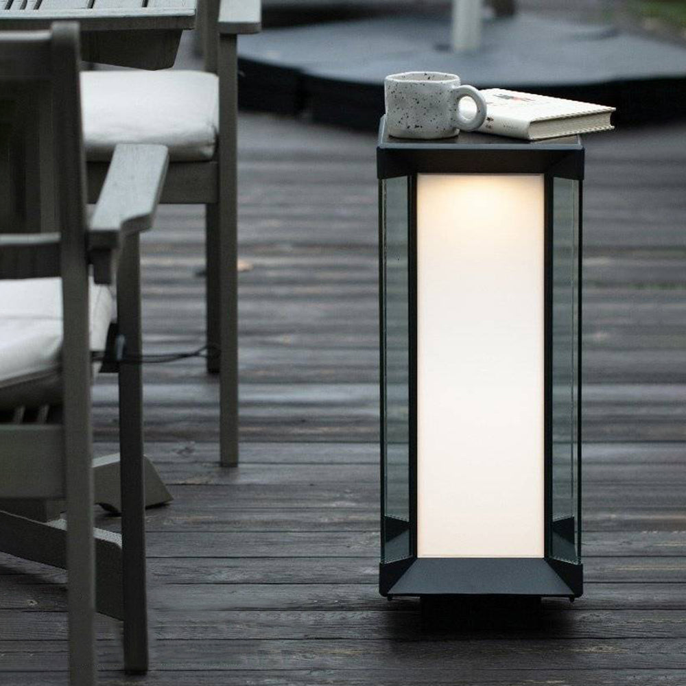 Ray Moderna Rectangular Solar Metal Vidrio Lámpara Exterior