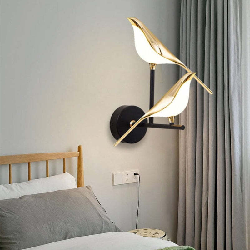 Arisha Decorativo Pájaro Metal/Acrílico LED Aplique de Pared Dorada