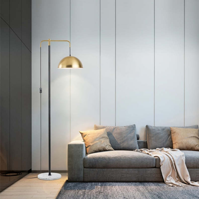 Mira Moderna Geométrica Metal LED Lámpara de Pie Dorada