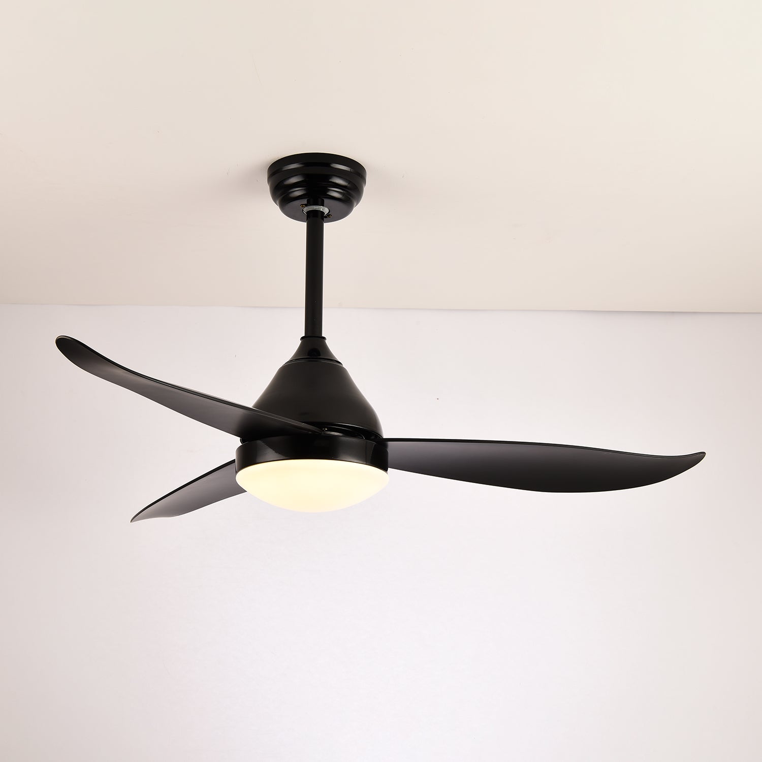 Ventilador de Techo Moderno Fia de Madera con Luz