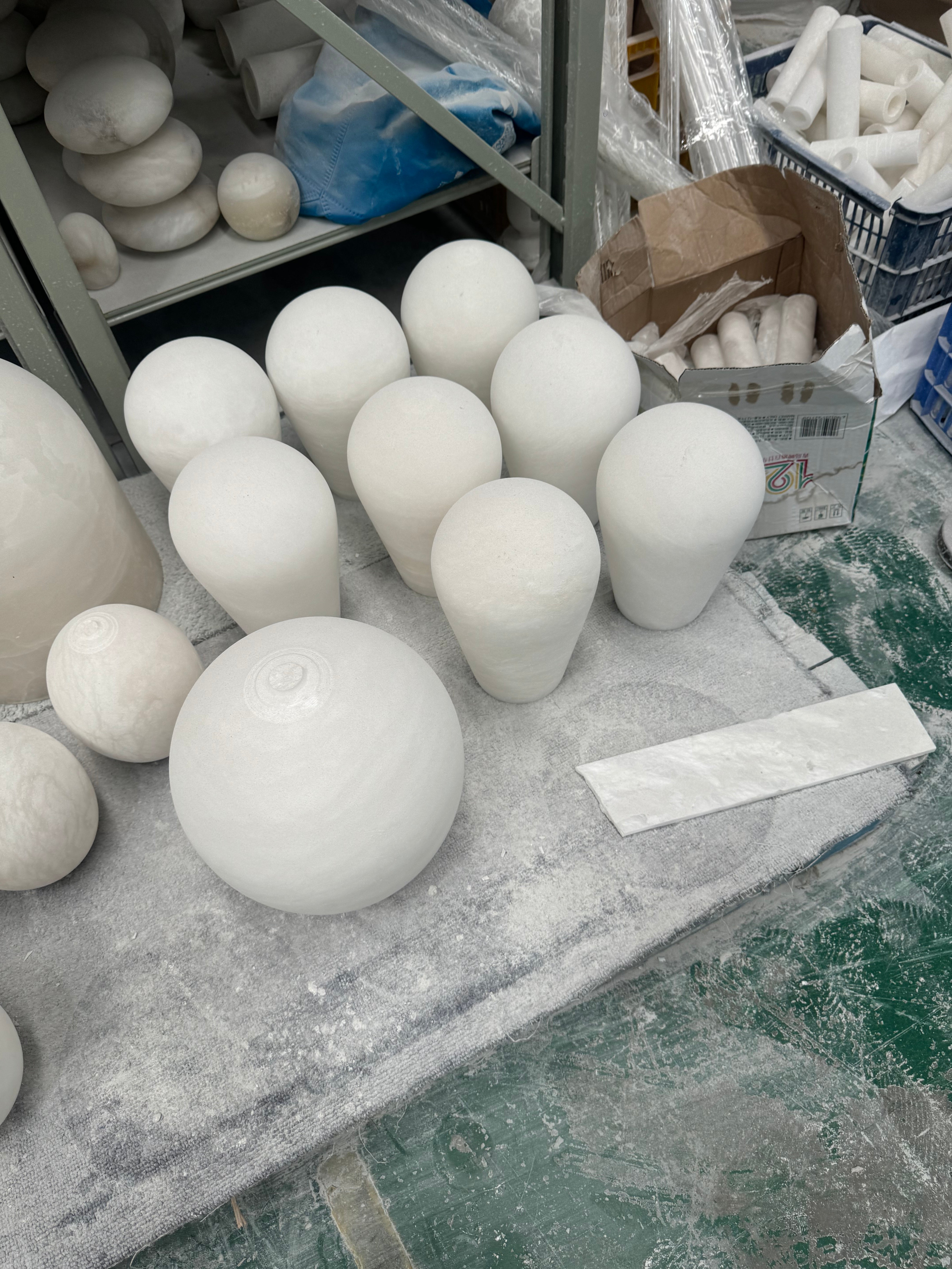 Rauduvys Modern Minimalist Alabaster Flushmount Ceiling Light - Lamp Copper