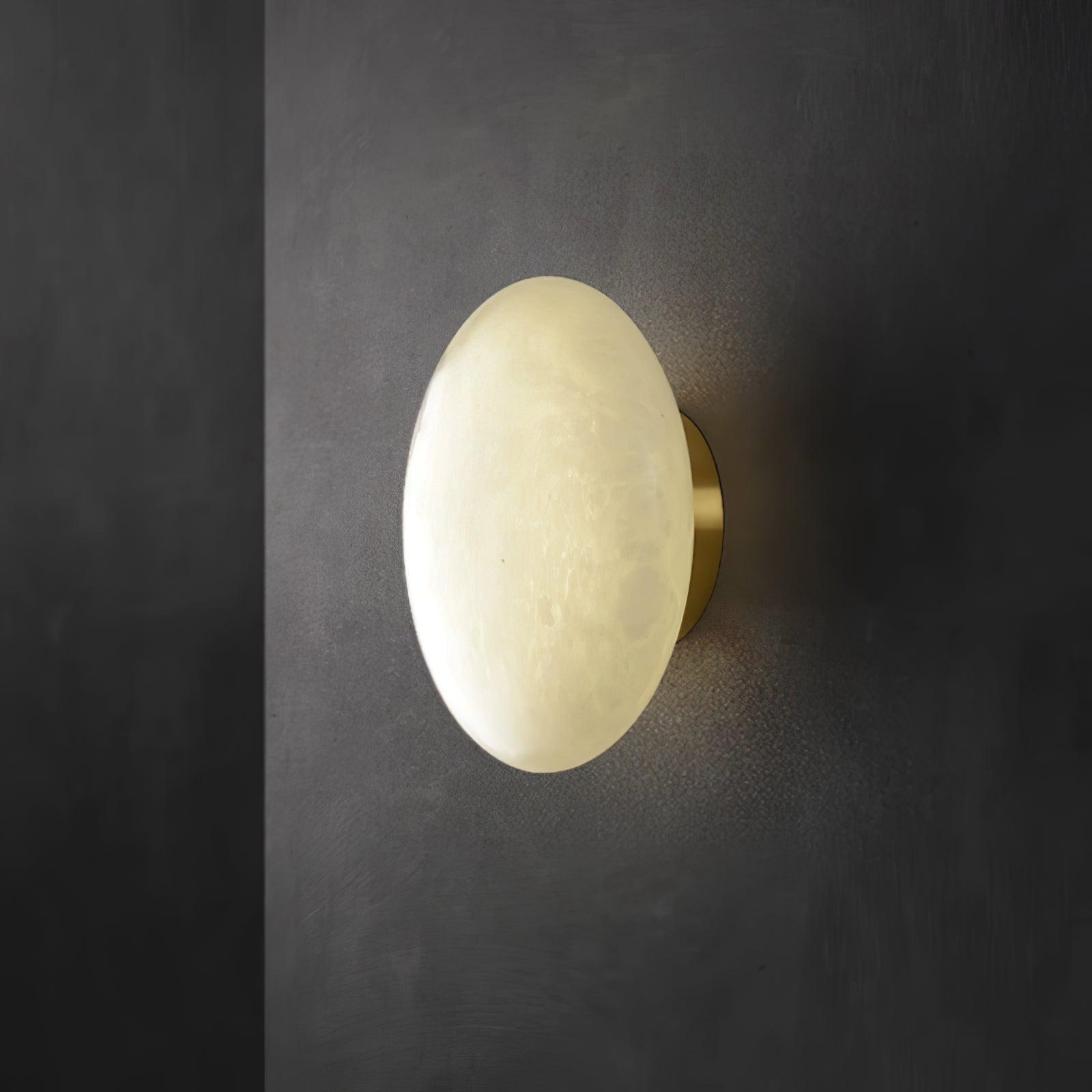 Vanorara Minimalist Alabaster Flush Mount Light - Letslighting