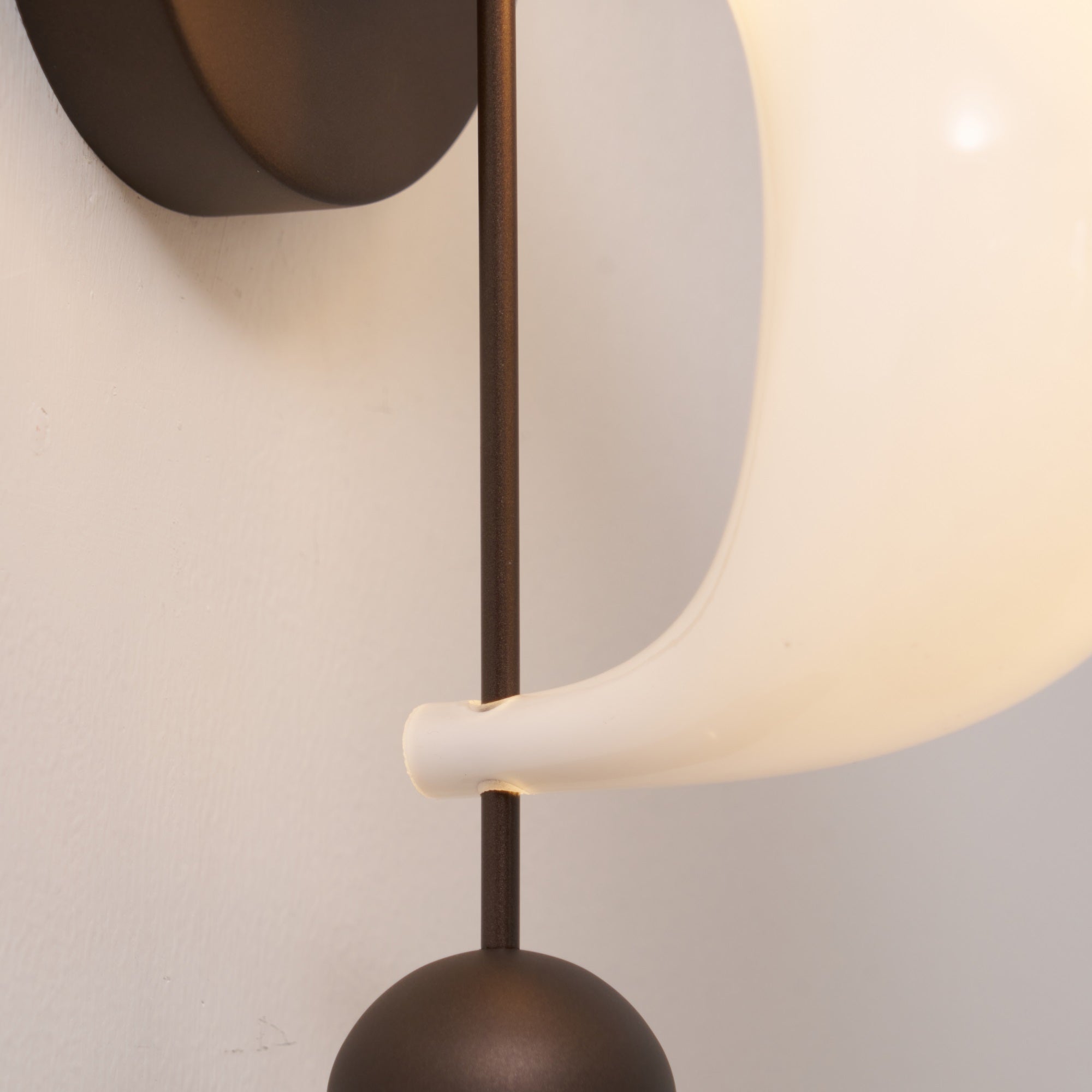 Alabris Wall Light - Letslighting
