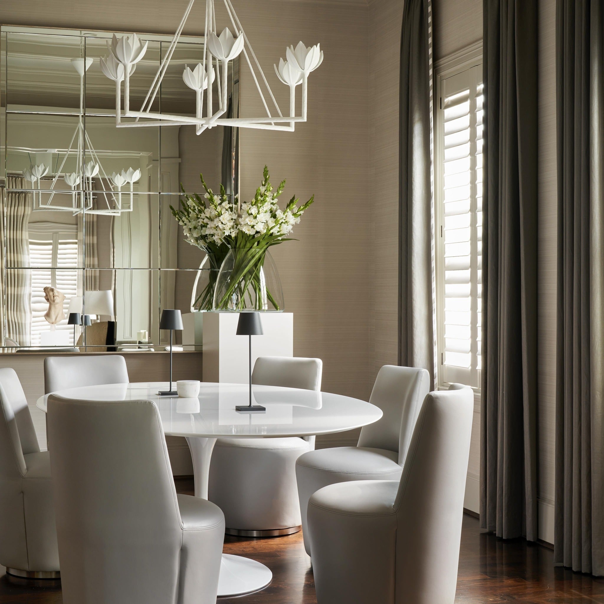Ulmaris Floral Metal Chandelier - Letslighting