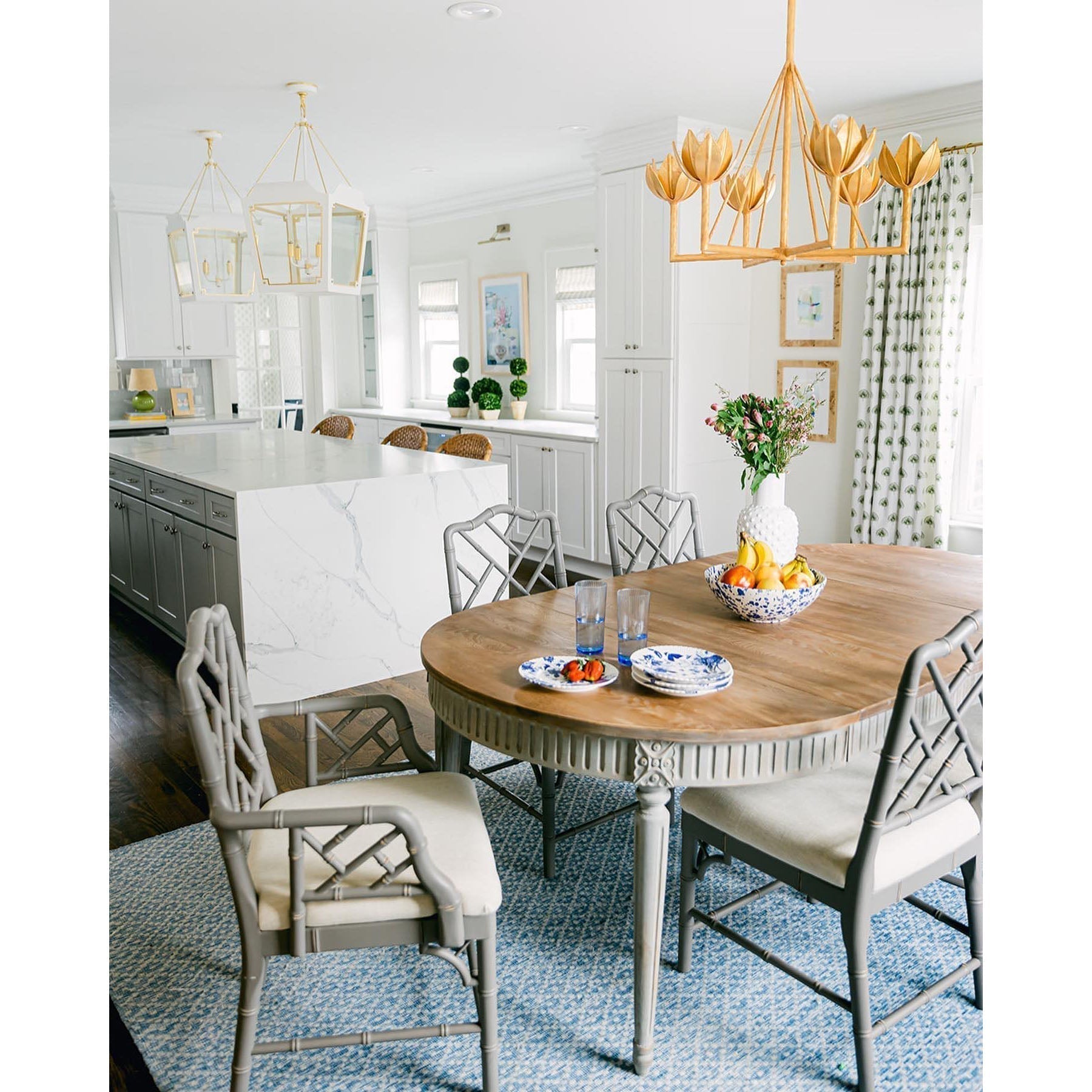 Ulmaris Floral Metal Chandelier - Letslighting