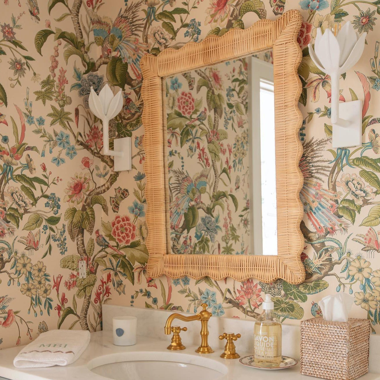 Kristy Lámpara de Pared con Flor