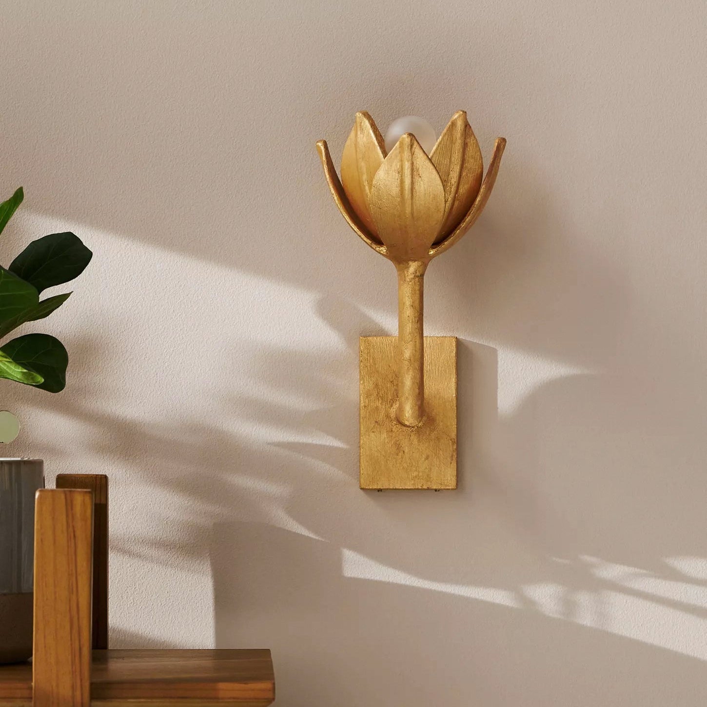 Kristy Lámpara de Pared con Flor