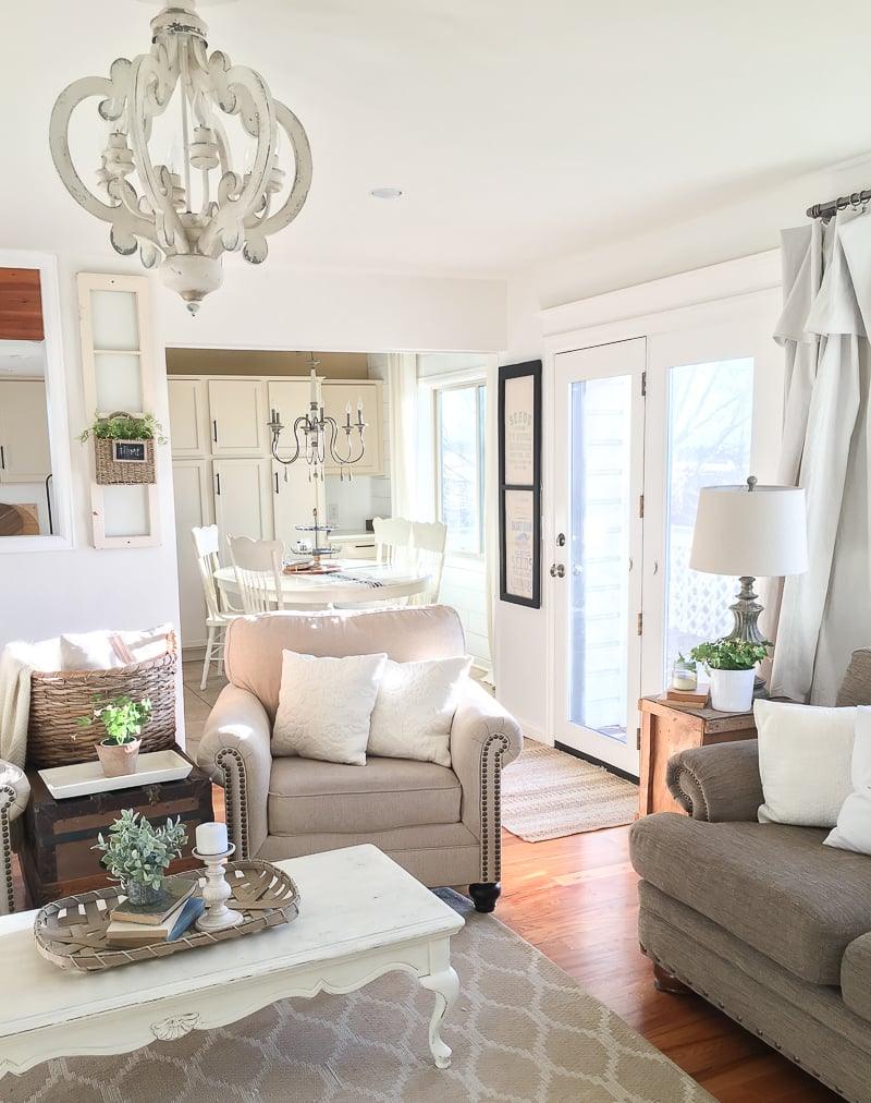 Antique White Style Chandelier - Letslighting