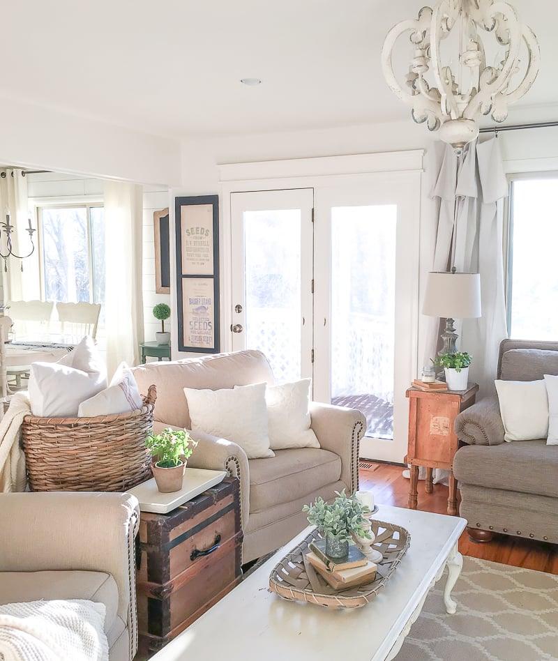 Antique White Style Chandelier - Letslighting