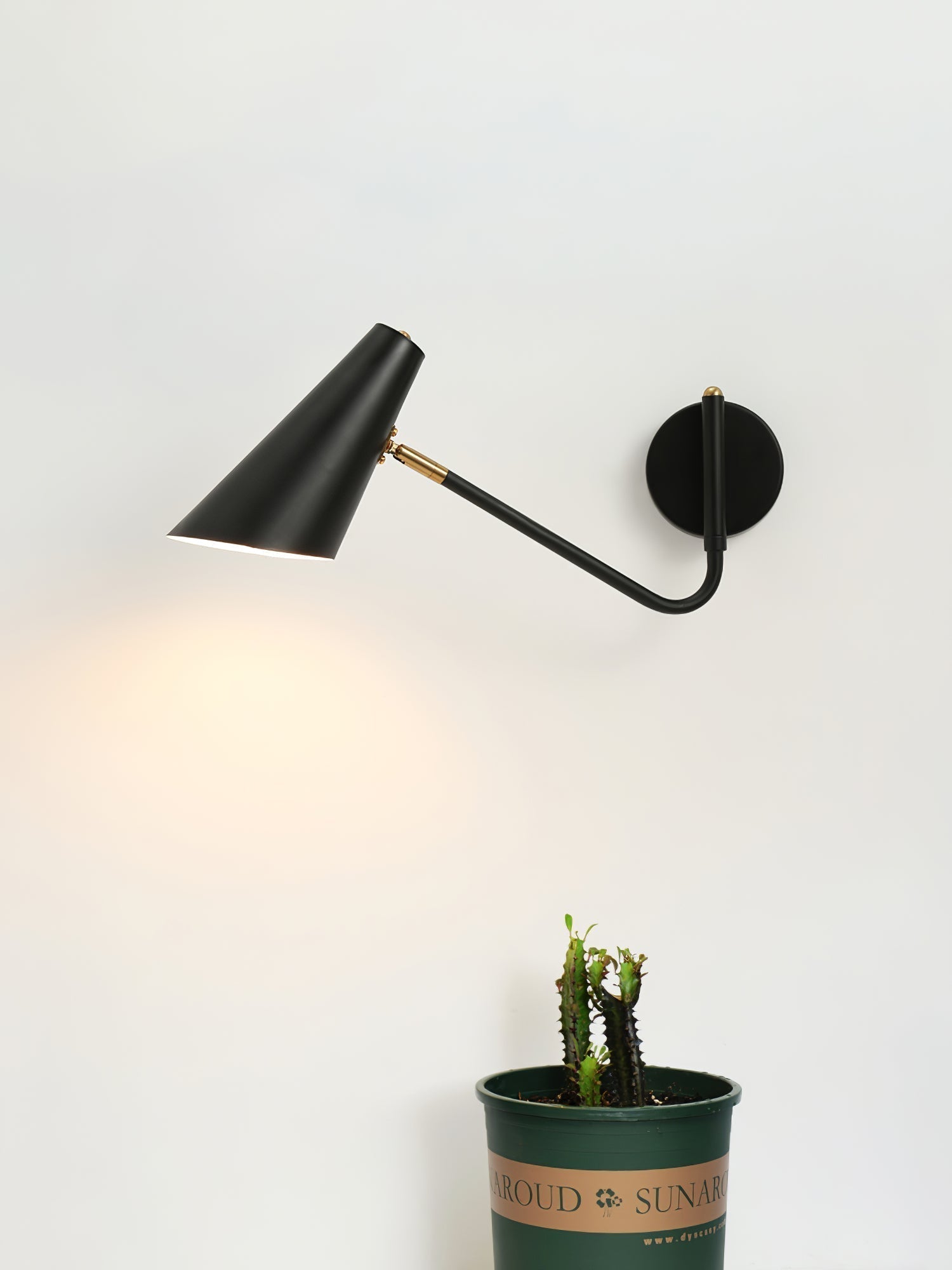 Apex Wall Sconce - Letslighting