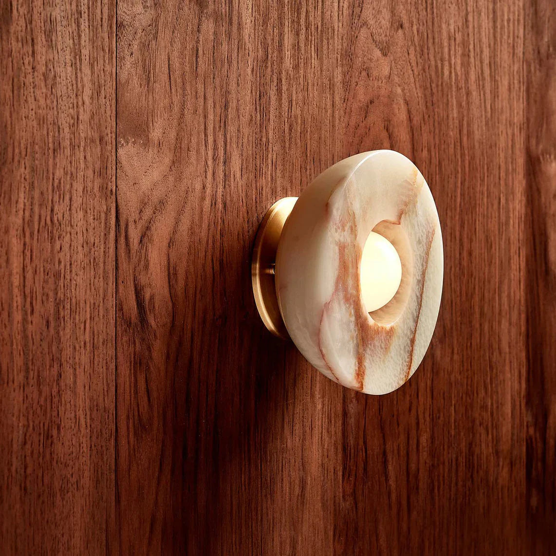 Jade Deisgn Wall Lamp