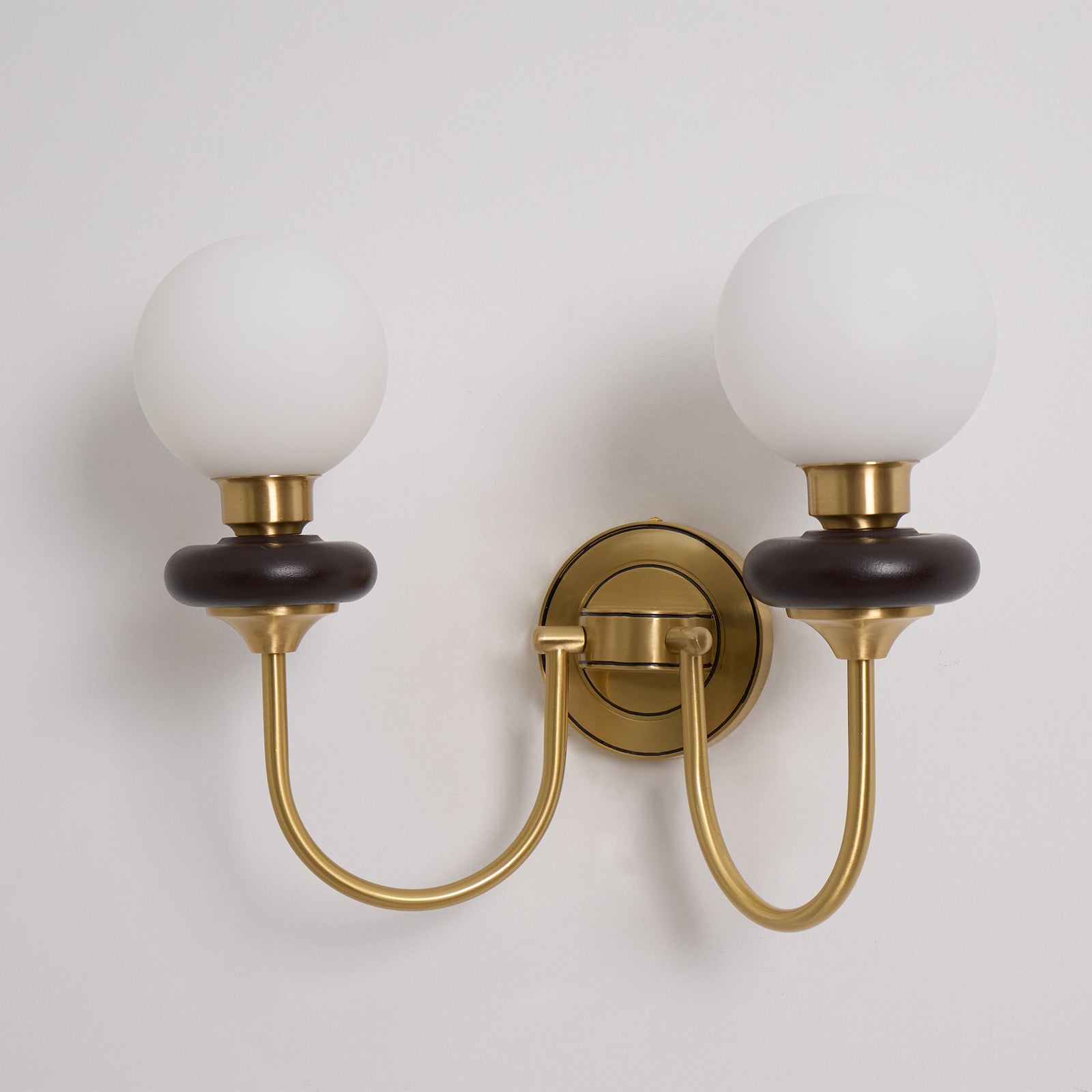 Bellevue Wall Lamp - Letslighting