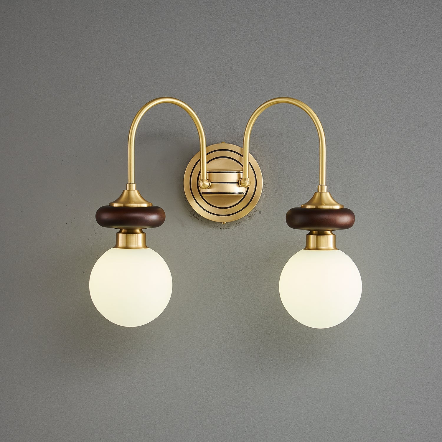 Bellevue Wall Lamp - Letslighting