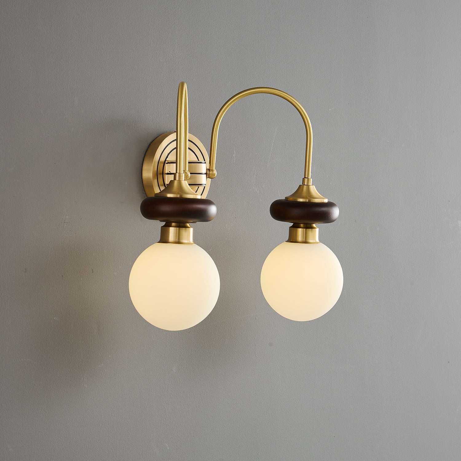 Bellevue Wall Lamp - Letslighting
