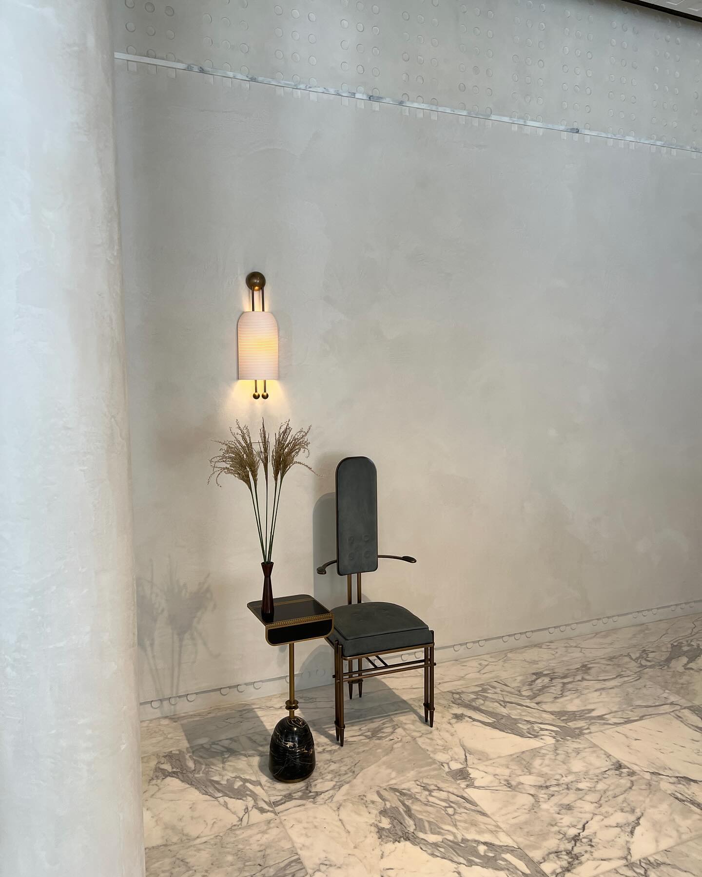 Benjamin Wall Light - Letslighting
