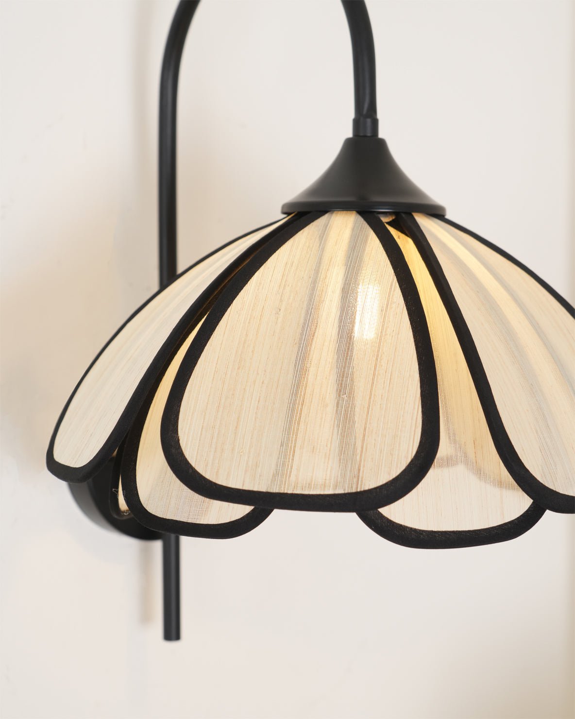 Burnt Petal Wall Lamp - Letslighting