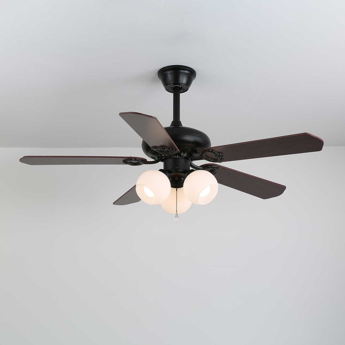 Ventilador de Techo Calviera Vintage de Madera y Cristal con Luz en acabado negro