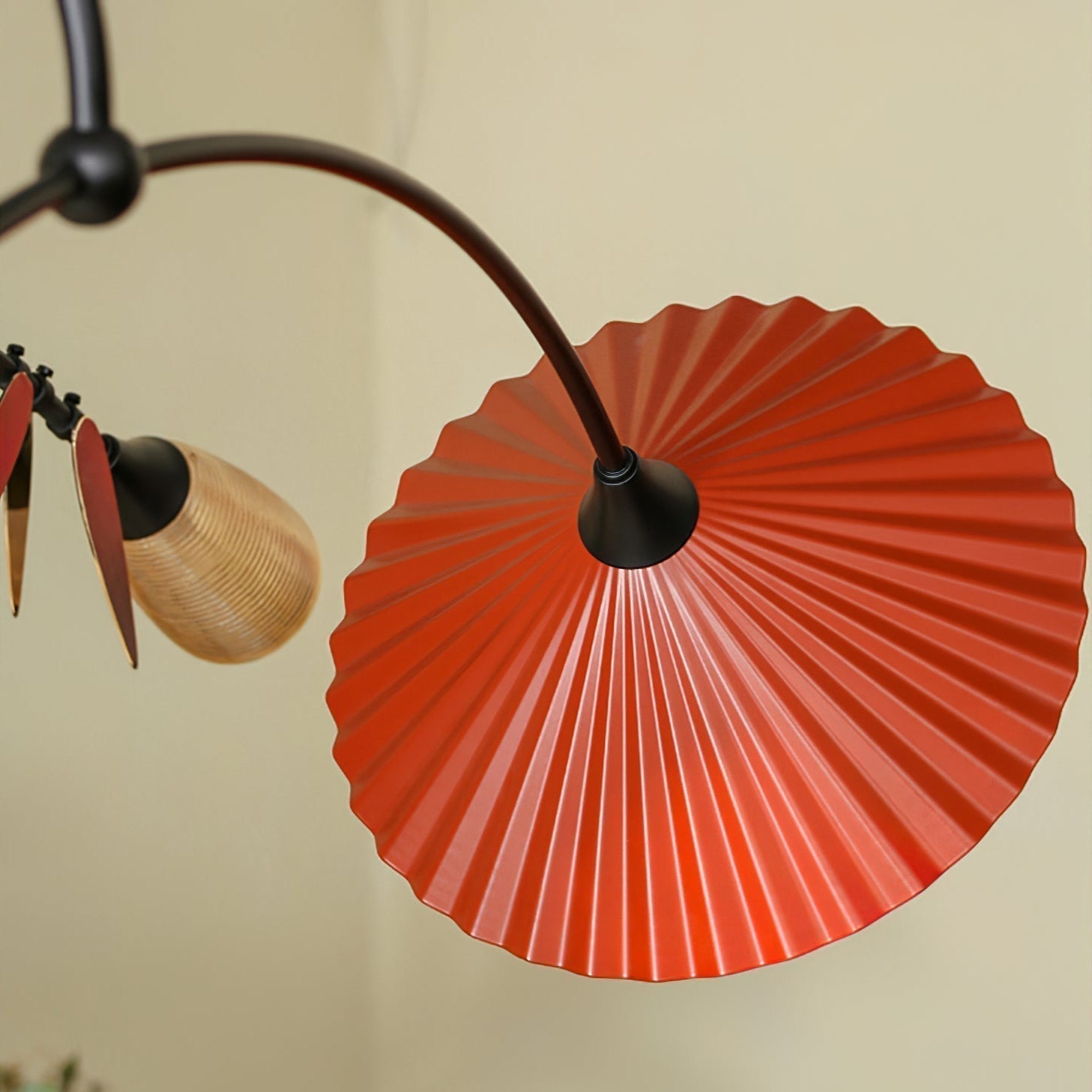 FloraCurv Glass Artisan Pendant Light - Letslighting