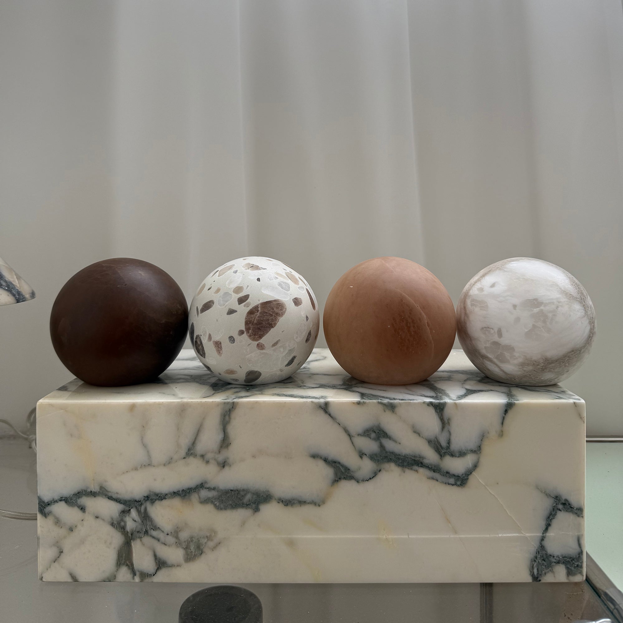 Arca Modern Minimalist Eclipse Mrable Metal Wall Lamp - Lamp Copper