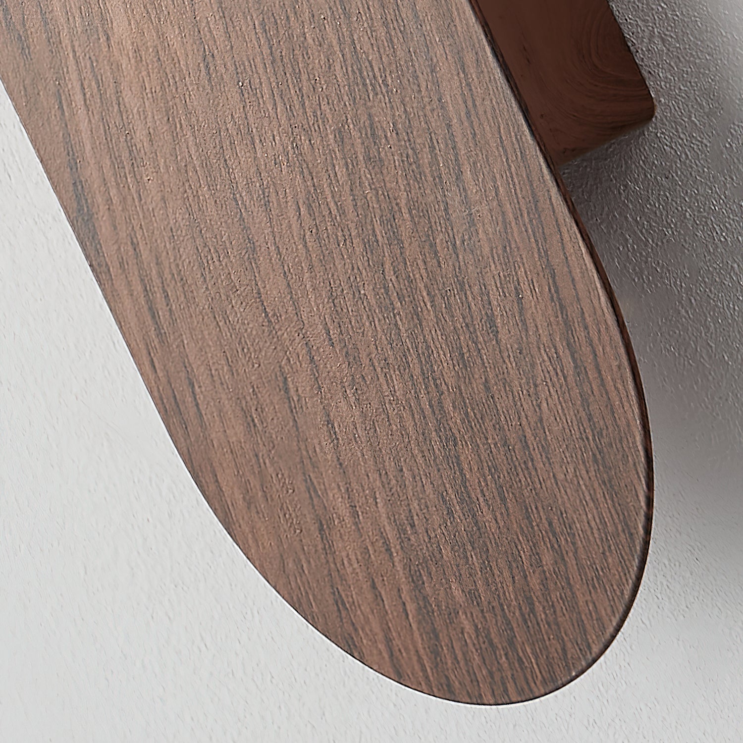 Muto Lámpara de Pared Interior de Madera / Nogal