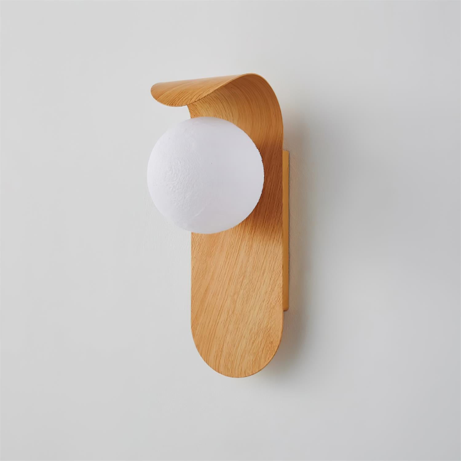 Muto Lámpara de Pared Interior de Madera / Nogal