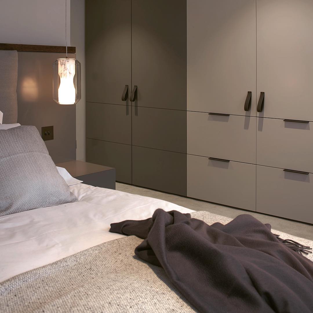 Allirila Modern Minimalist Alabaster Glass Pendant Lamp - Lamp Copper