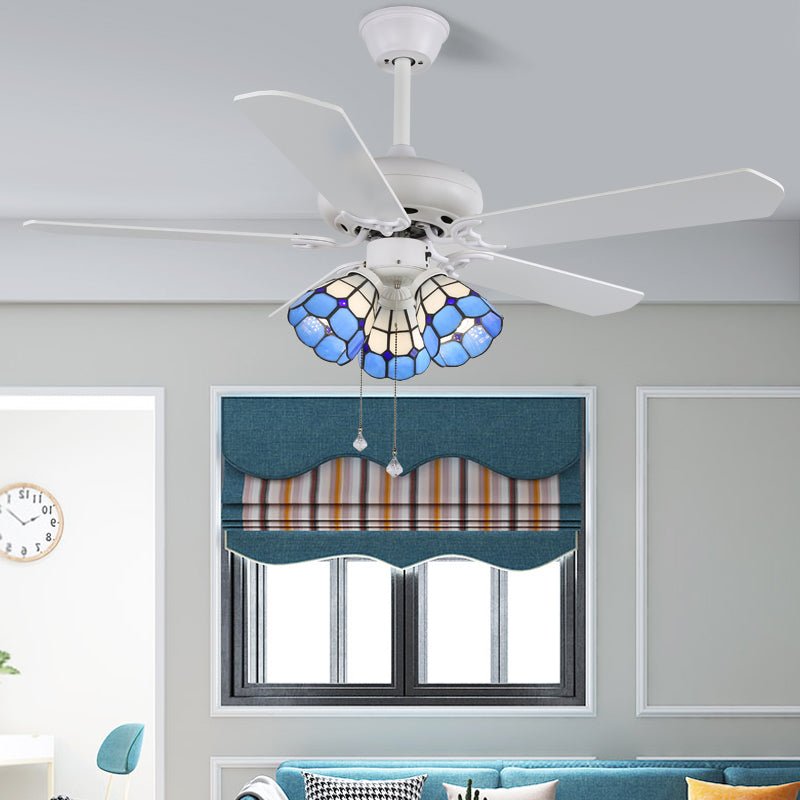 Ventilador de Techo con Luz Juguetón Carlo con la luz encendida