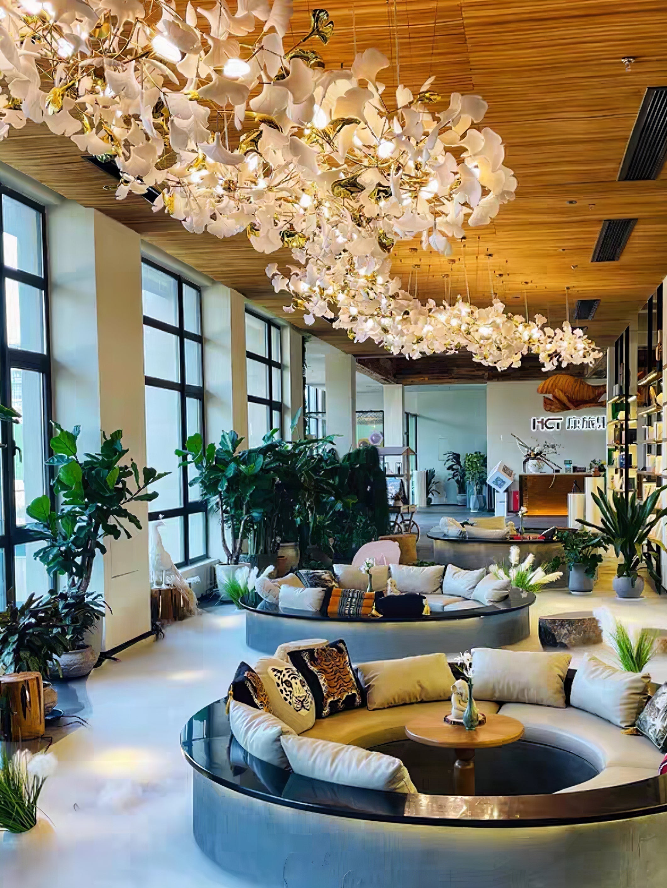 Eurzoris Gingko Metal Leaf Chandelier - Letslighting