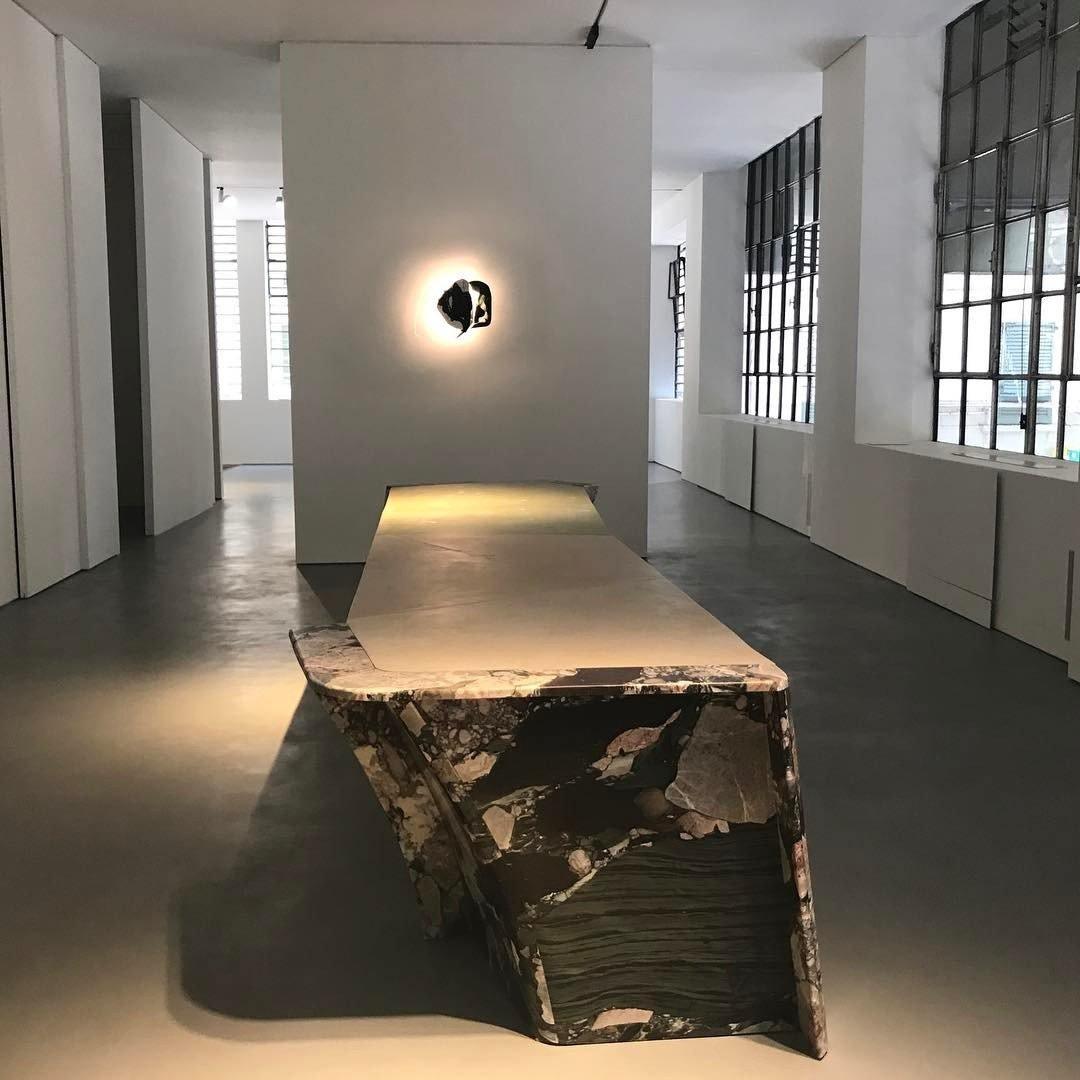 Valentina Lámpara de Pared de Vidrio Negro Artística