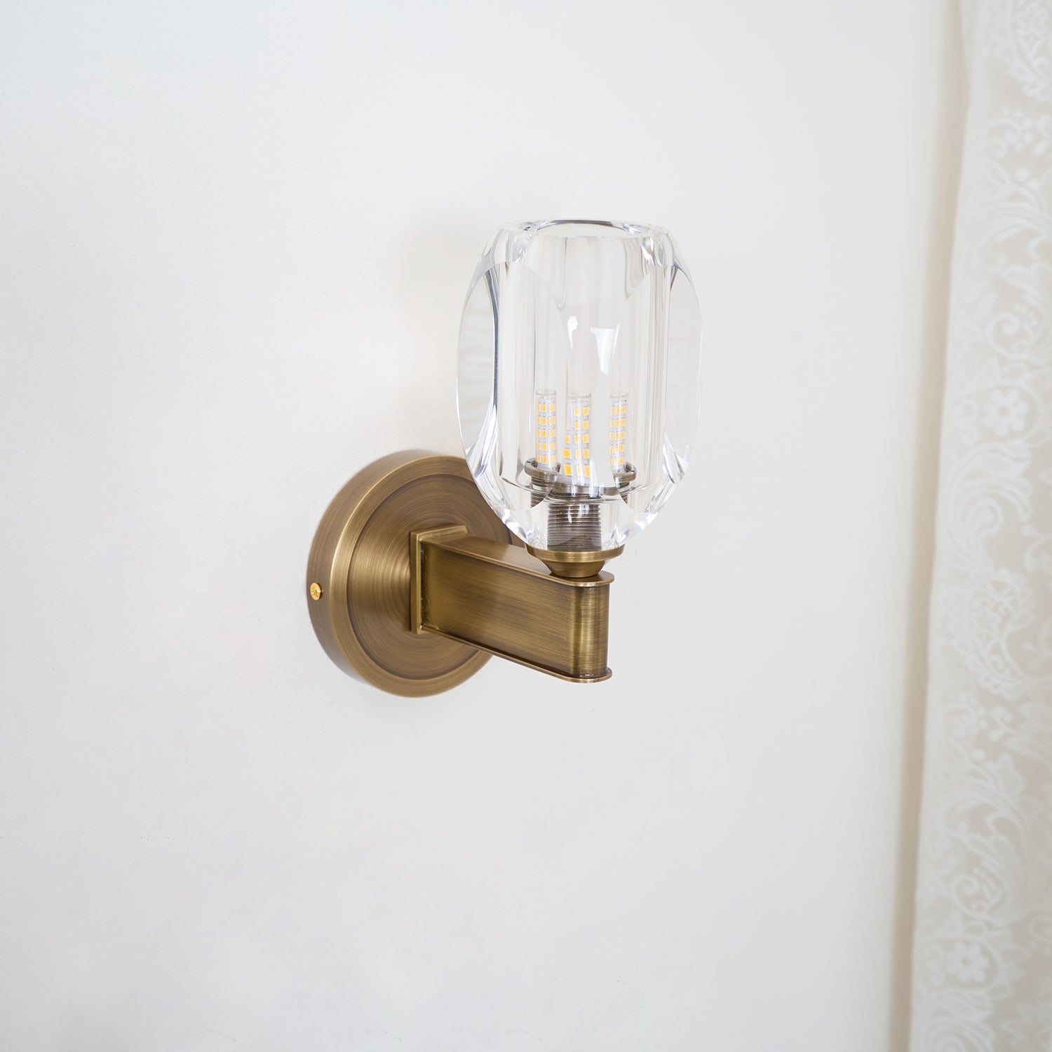 Diamond Crystal Sconce - Letslighting