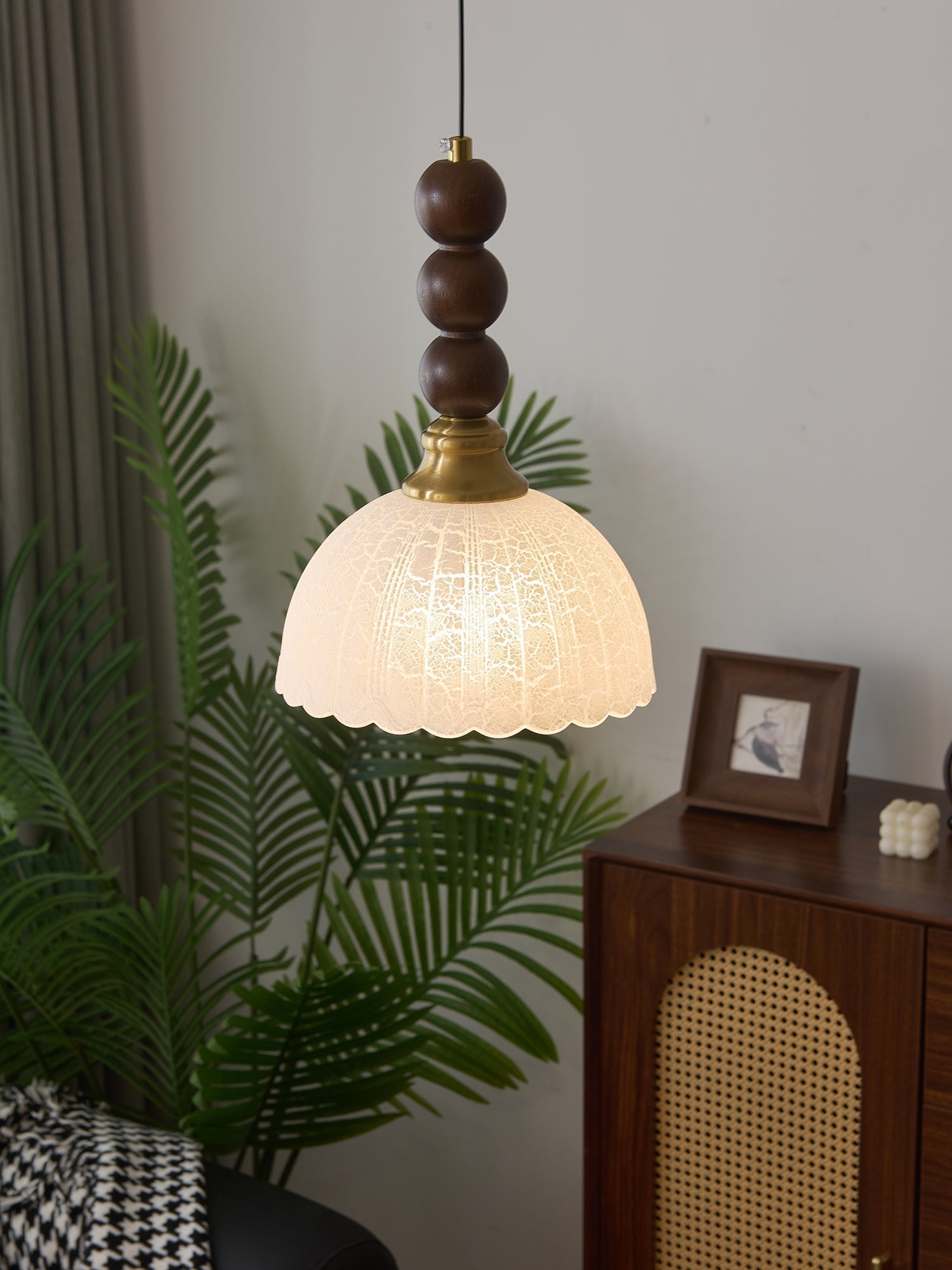 Eloria Pendant Light - Letslighting