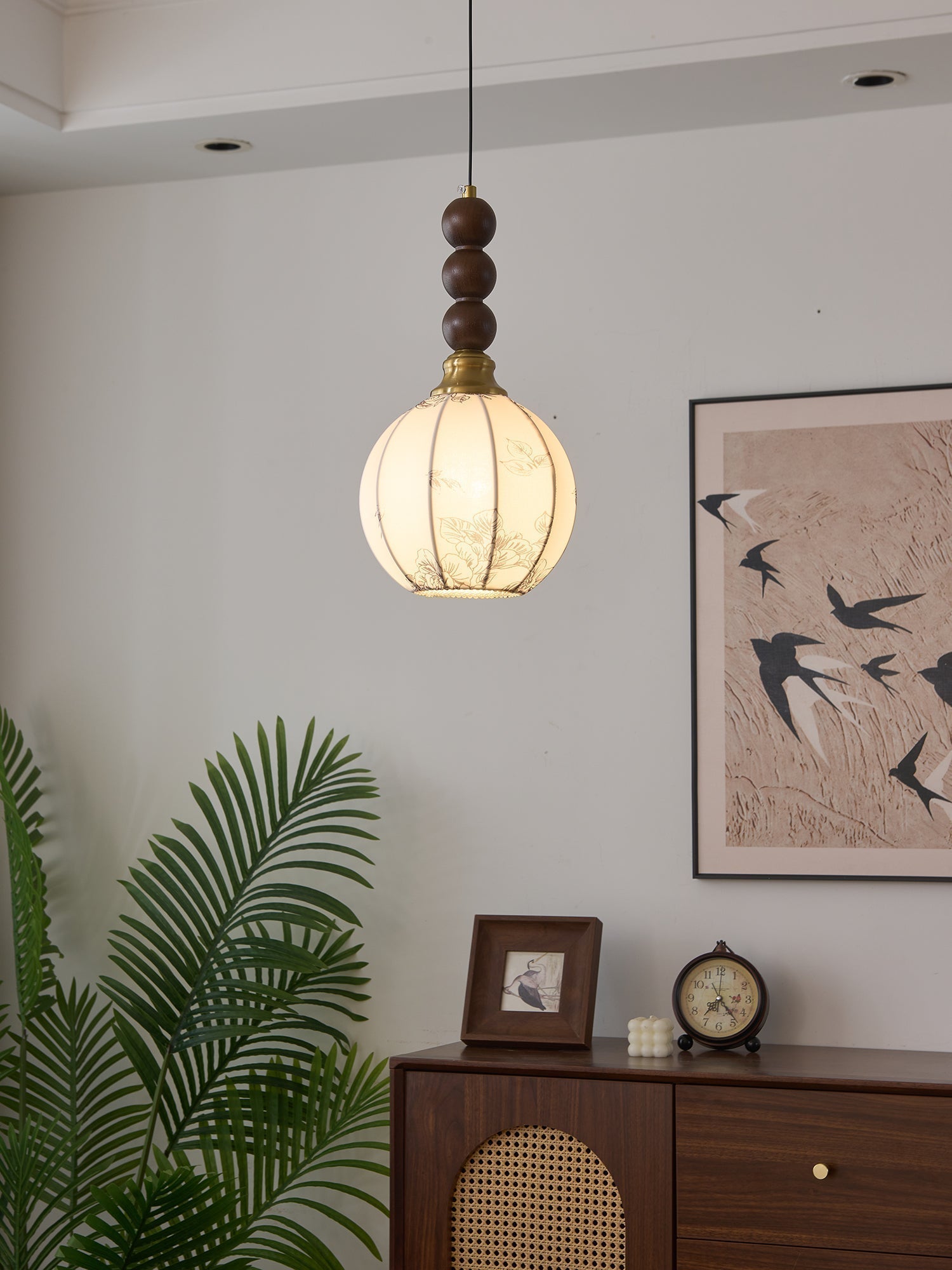 Eloria Pendant Light - Letslighting