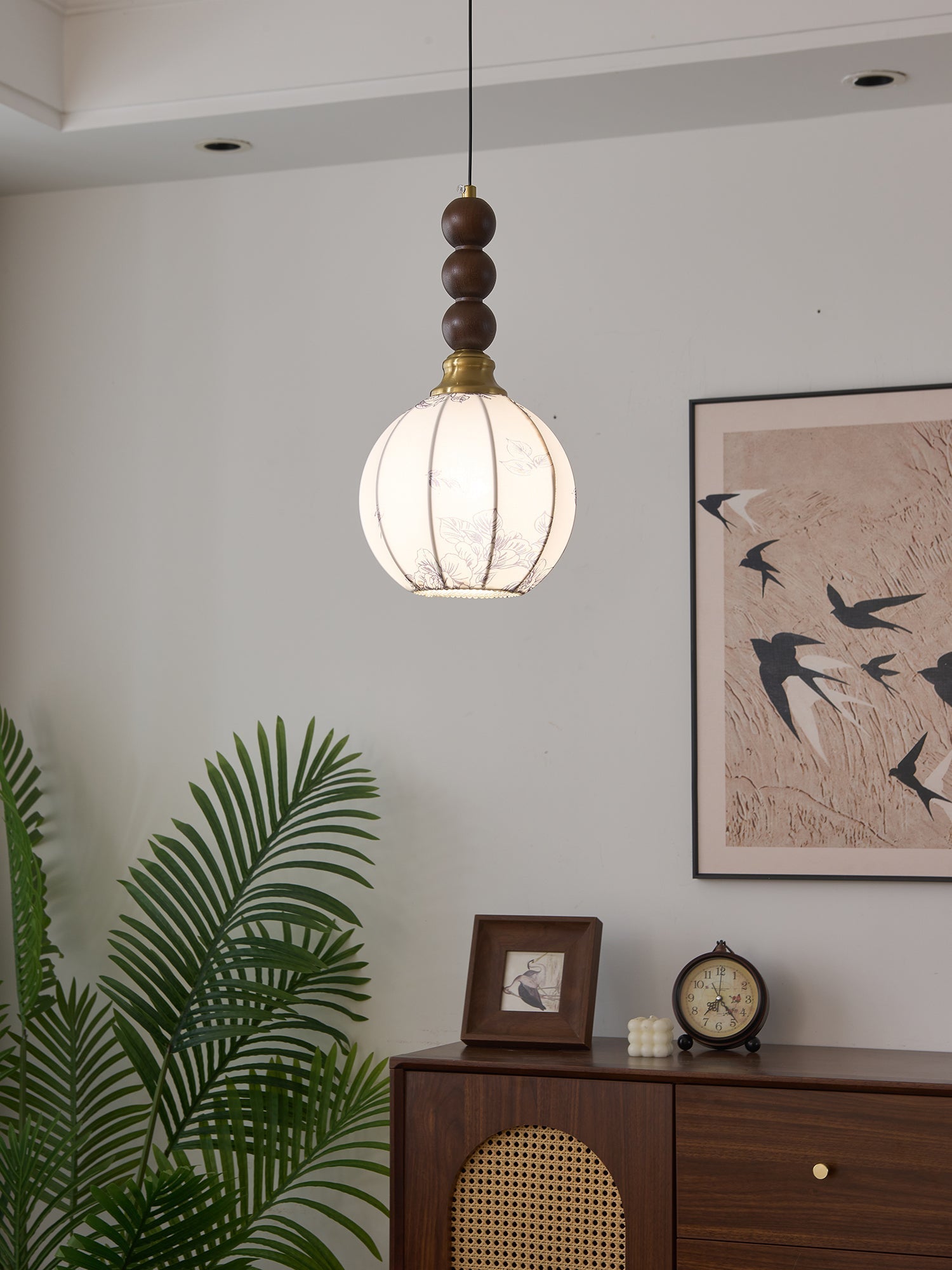 Eloria Pendant Light - Letslighting