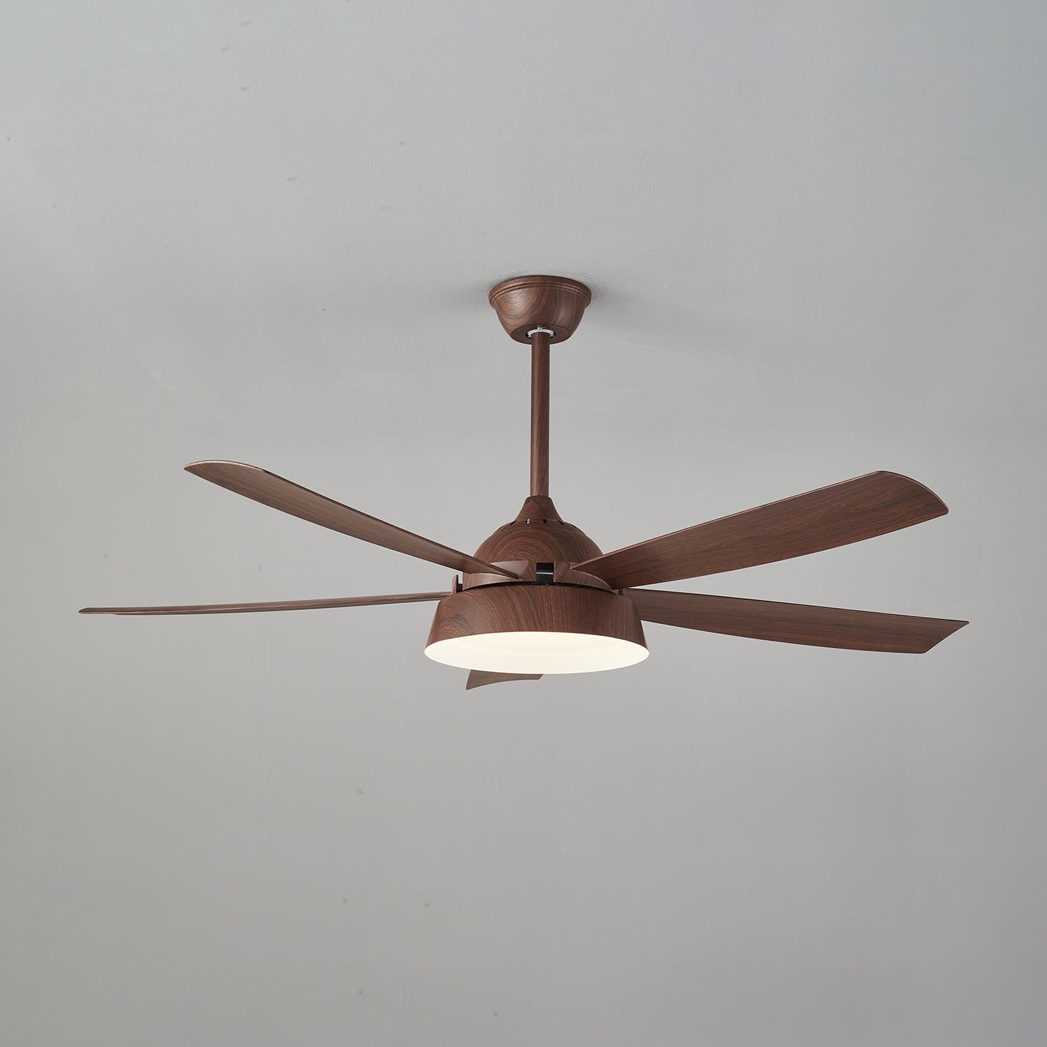 Ventilador de Techo Orvino con Luz de Madera, foto de estilo de vida