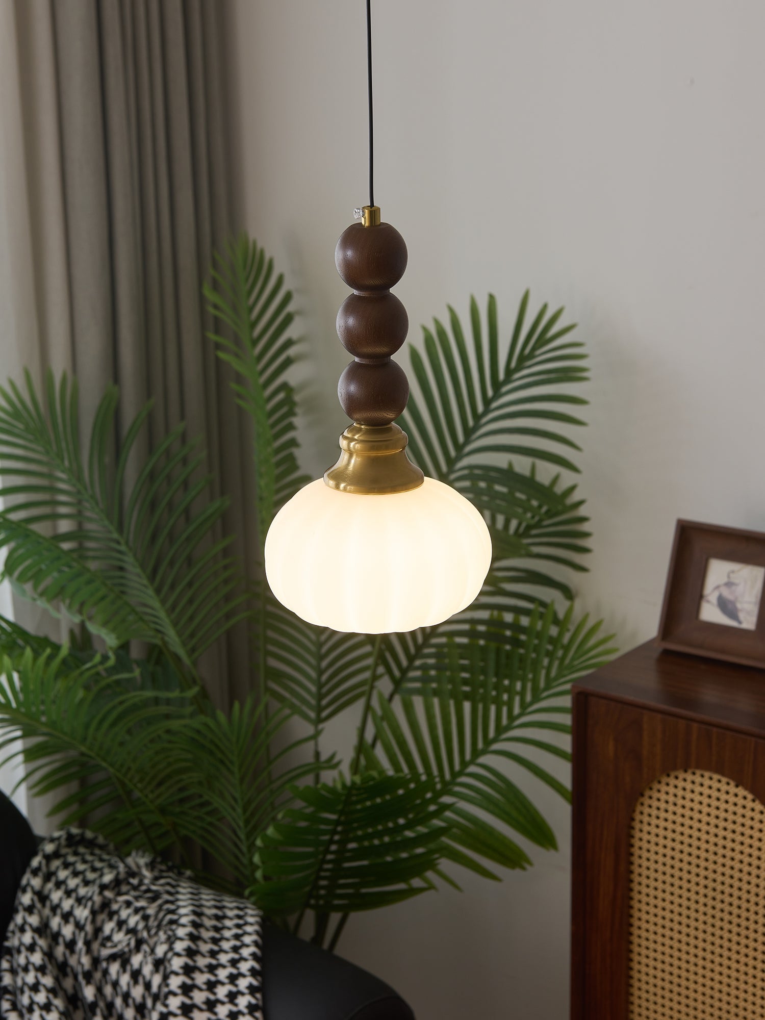 Evandra Pendant Light - Letslighting