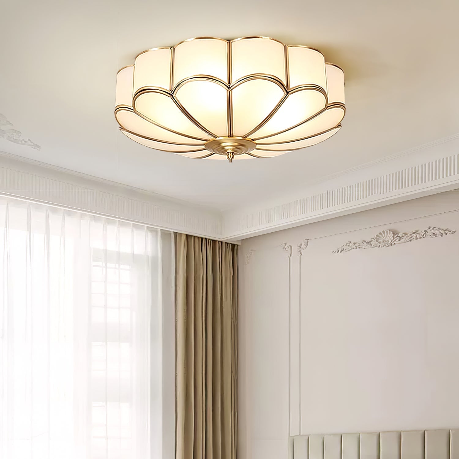 Tiffany Lámpara de Techo en Forma de Flor de Vidrio Esmerilado y Latón