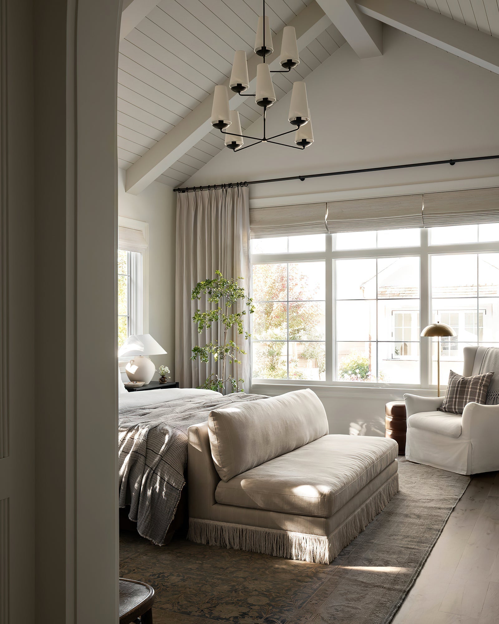 Fontaine Vertical Chandelier - Letslighting