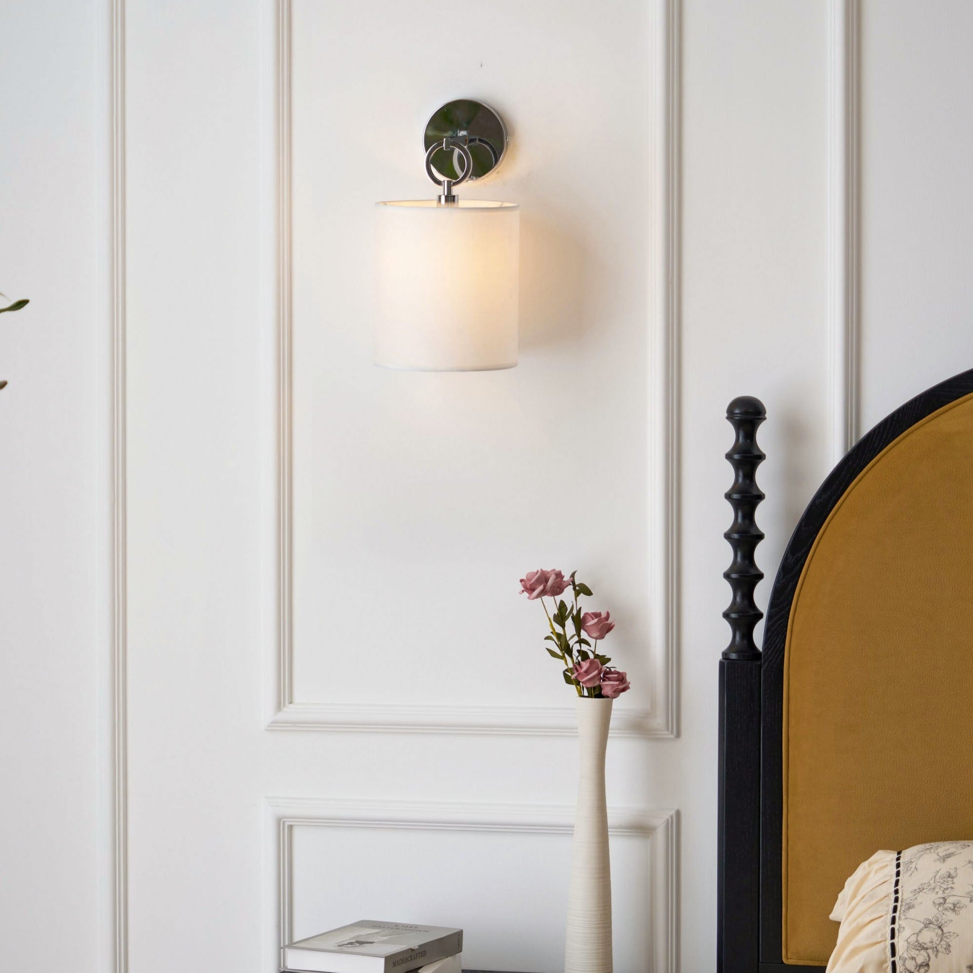 Silva Lámpara de Pared con Pantalla Cilíndrica de Tela para Granja