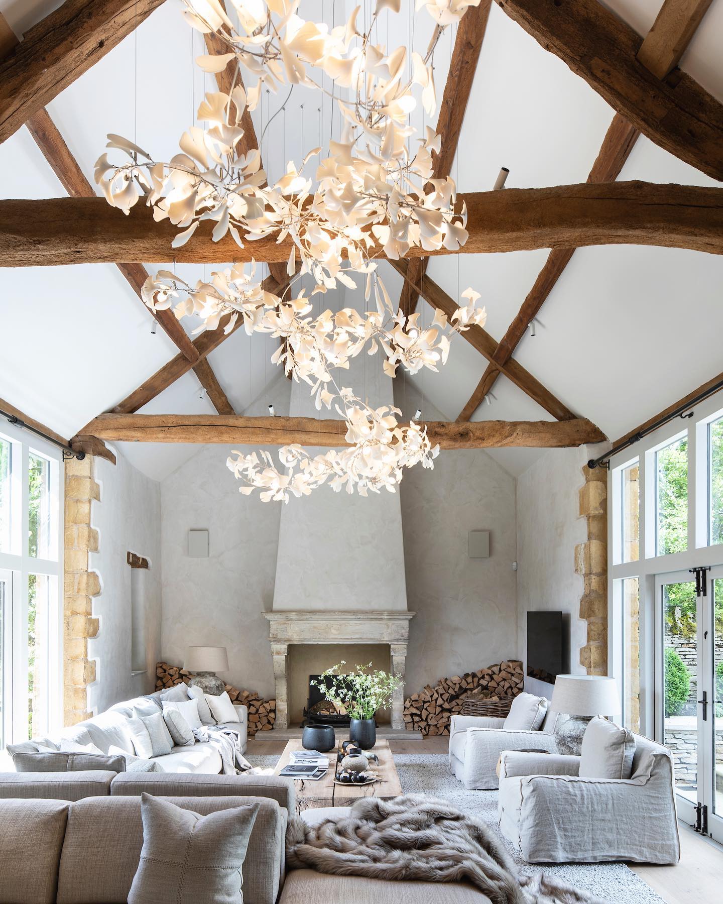 Eurzoris Gingko Metal Leaf Chandelier - Letslighting